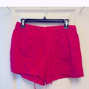 ***NWT GAP shorts***